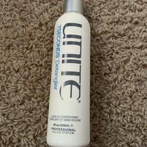 Unite 7Second Detangler Leave in Conditioner